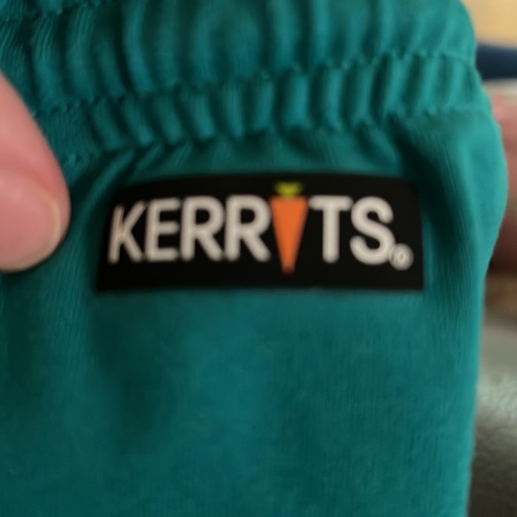 Kerrits riding pants legging material green color kid’s medium - Picture 5 of 6